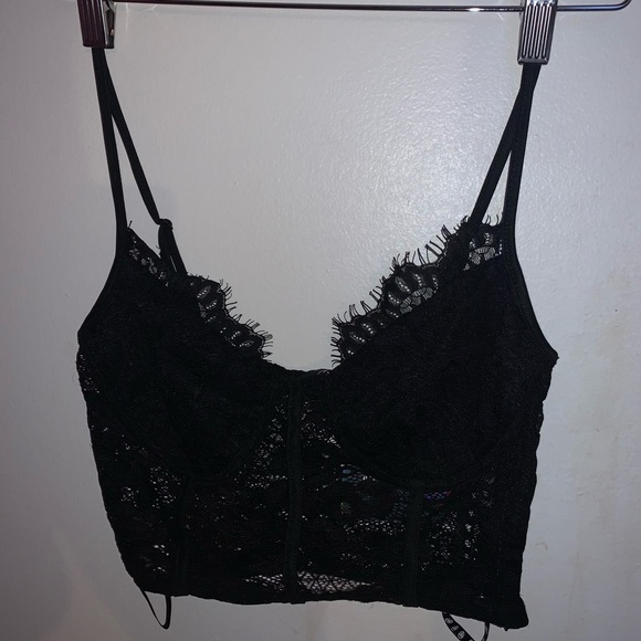 NWT!! Misguided Black Lace Bralette - Picture 3 of 7